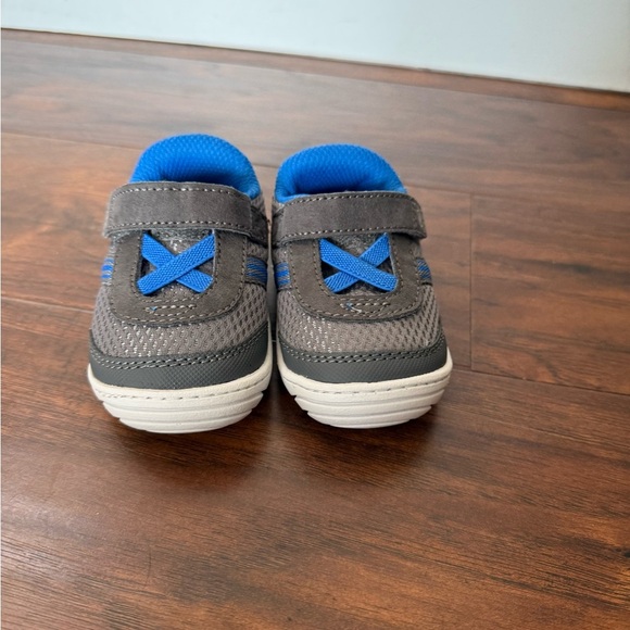 Stride Rite Kids Sr-Jackson Sneakers in Gray and Blue-Size 3 like new - Picture 2 of 12